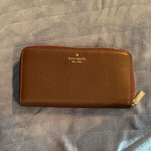 Kate Spade Lena large continental wallet- hot fudge